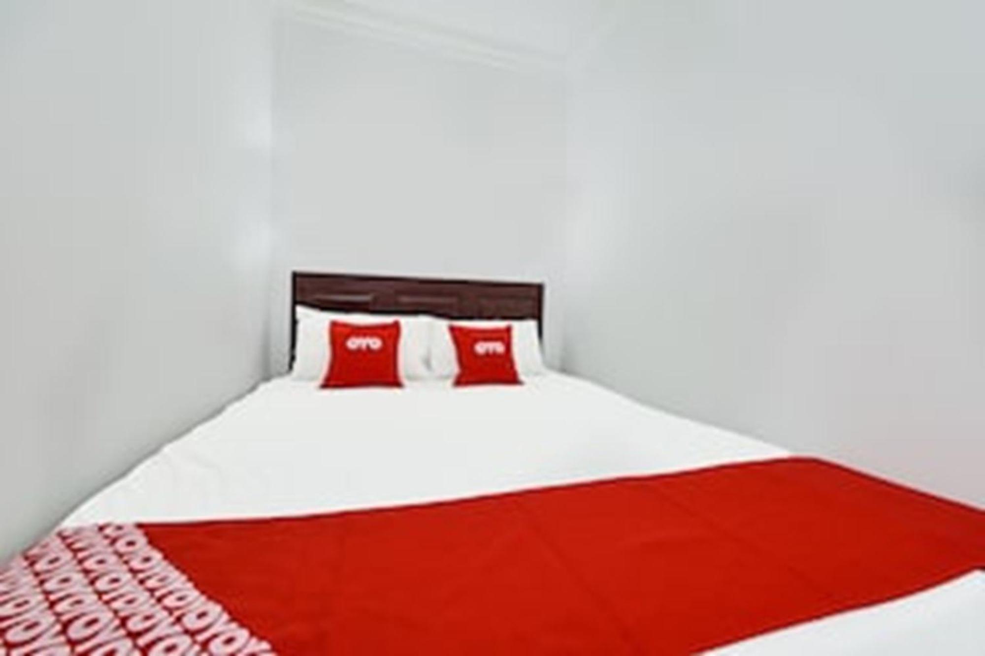 Super Oyo 90572 J Hotel Masjid India Kuala Lumpur Kültér fotó