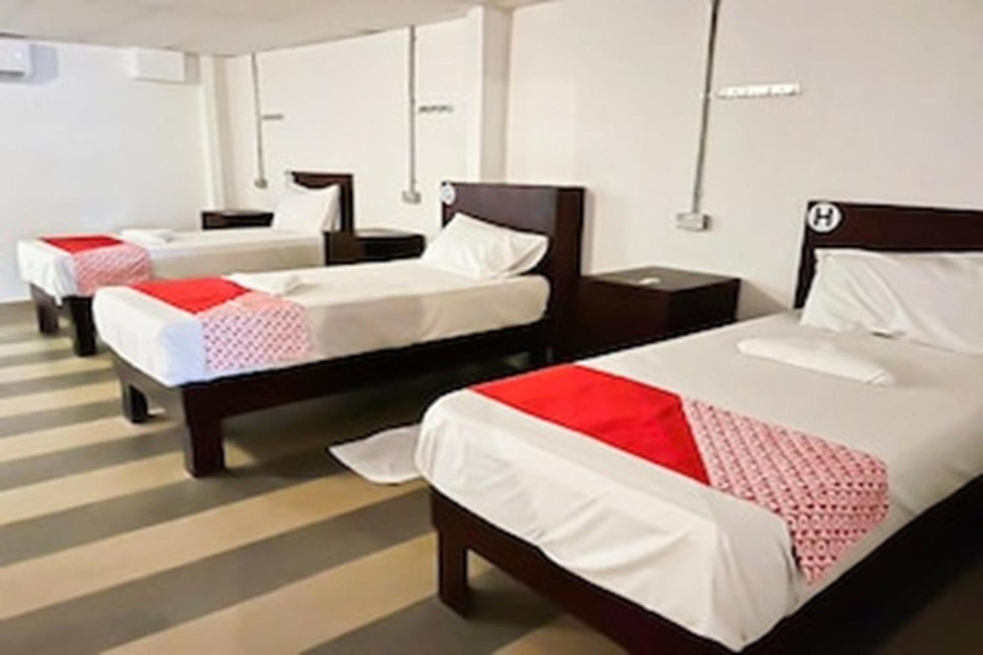 Super Oyo 90572 J Hotel Masjid India Kuala Lumpur Kültér fotó